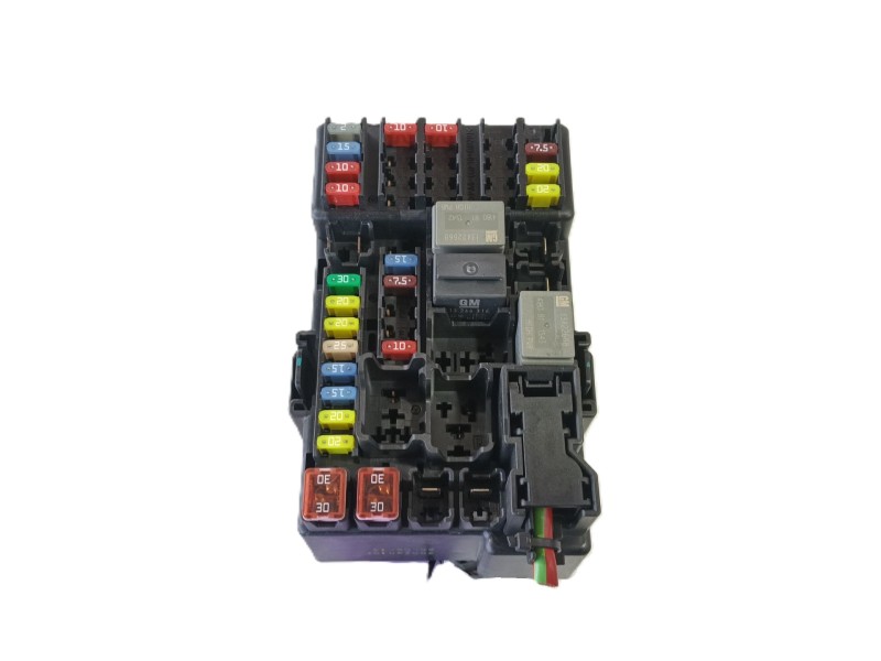 Recambio de caja reles / fusibles para opel corsa e (x15) 1.4 (08, 68) referencia OEM IAM   