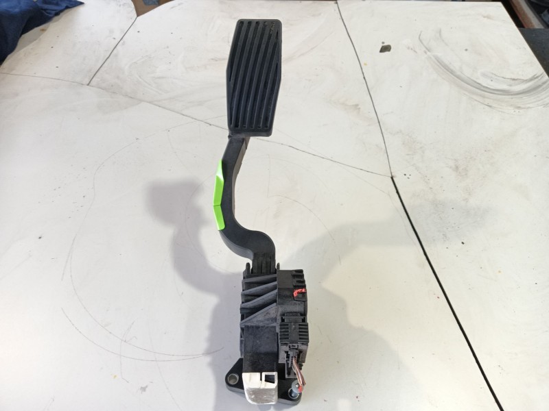Recambio de pedal acelerador para opel corsa e (x15) 1.4 (08, 68) referencia OEM IAM   