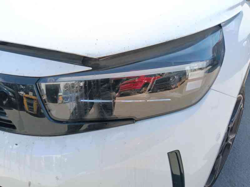Recambio de faro izquierdo para opel corsa f (p2jo) 1.2 (68) referencia OEM IAM 9868999680  