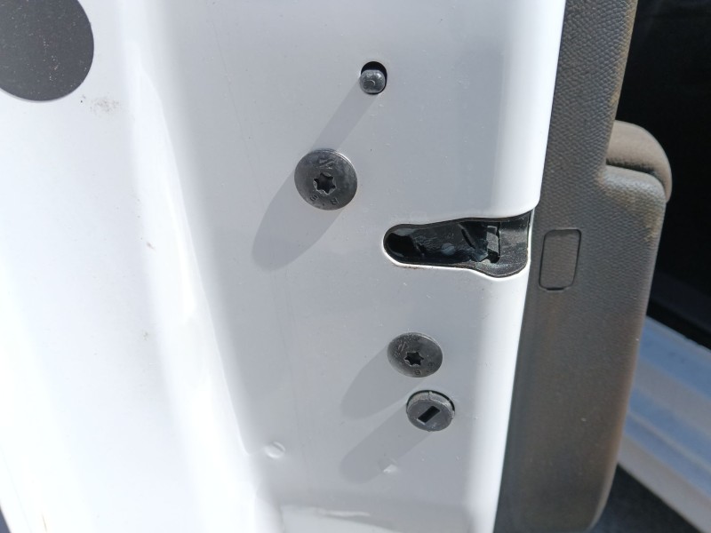 Recambio de cerradura puerta delantera izquierda para opel corsa f (p2jo) 1.2 (68) referencia OEM IAM 9844412280  