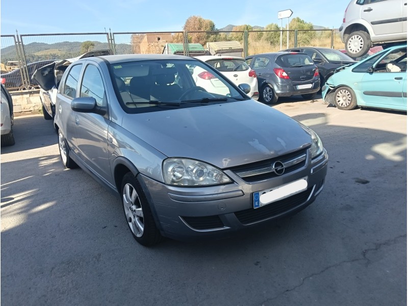 opel corsa c (x01) del año 2005