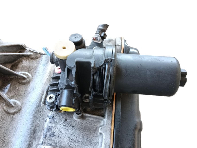 Recambio de caja cambios para mercedes-benz clase gla (x156) gla 220 d (156.903) referencia OEM IAM A2463703903  