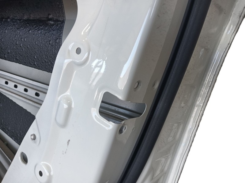 Recambio de puerta delantera derecha para mercedes-benz clase gla (x156) gla 220 d (156.903) referencia OEM IAM 156720020564  