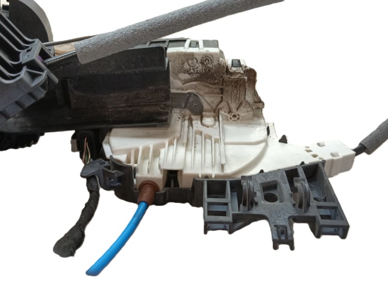 Recambio de cerradura puerta delantera izquierda para mercedes-benz clase gla (x156) gla 220 d (156.903) referencia OEM IAM 1667