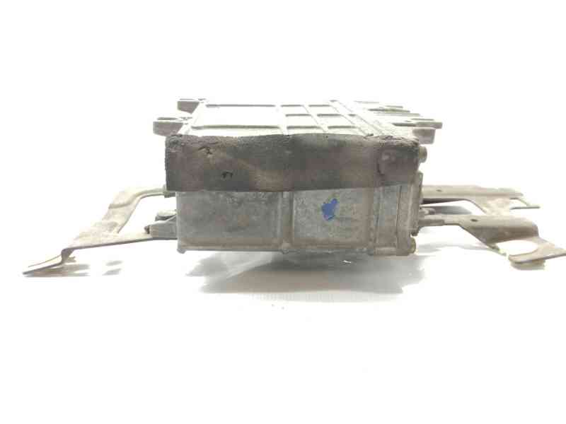 Recambio de centralita motor uce para volkswagen polo berlina (6n1) referencia OEM IAM 030906027K  