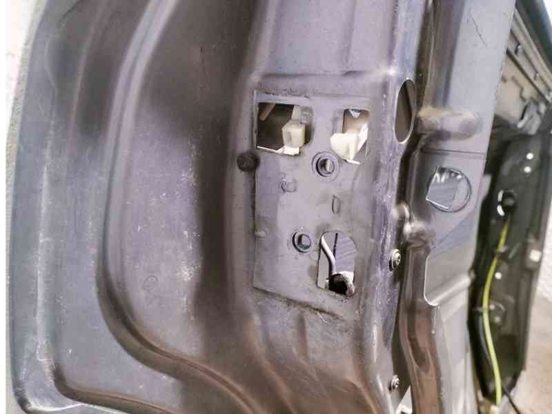 Recambio de puerta trasera izquierda para audi 80/90 (893) 80 referencia OEM IAM   