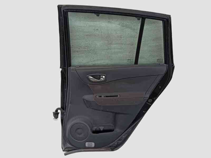 Recambio de puerta trasera derecha para renault koleos 2.0 dci diesel fap referencia OEM IAM 821001776R COMPLETA 