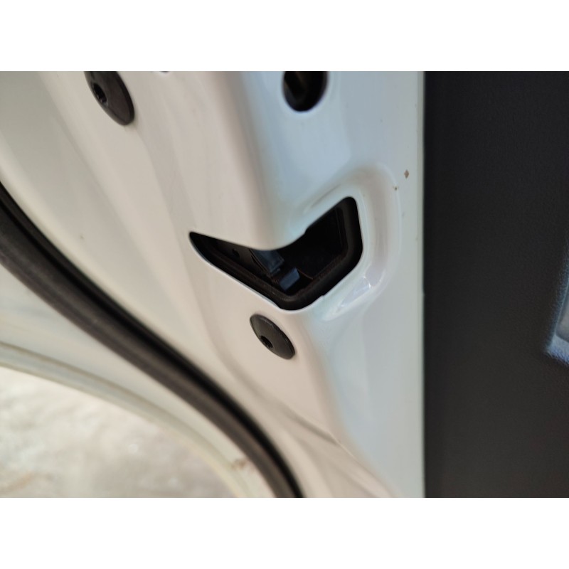 Recambio de cerradura puerta trasera izquierda para volkswagen tiguan (ad1, ax1) 2.0 tdi referencia OEM IAM   