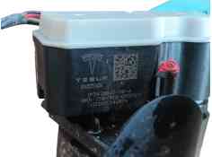 Recambio de tapa exterior combustible para tesla model 3 ev awd referencia OEM IAM 150551400D FXC22084D00337  2