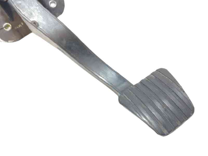 Recambio de pedal embrague para chevrolet nubira berlina se referencia OEM IAM CD171281  
