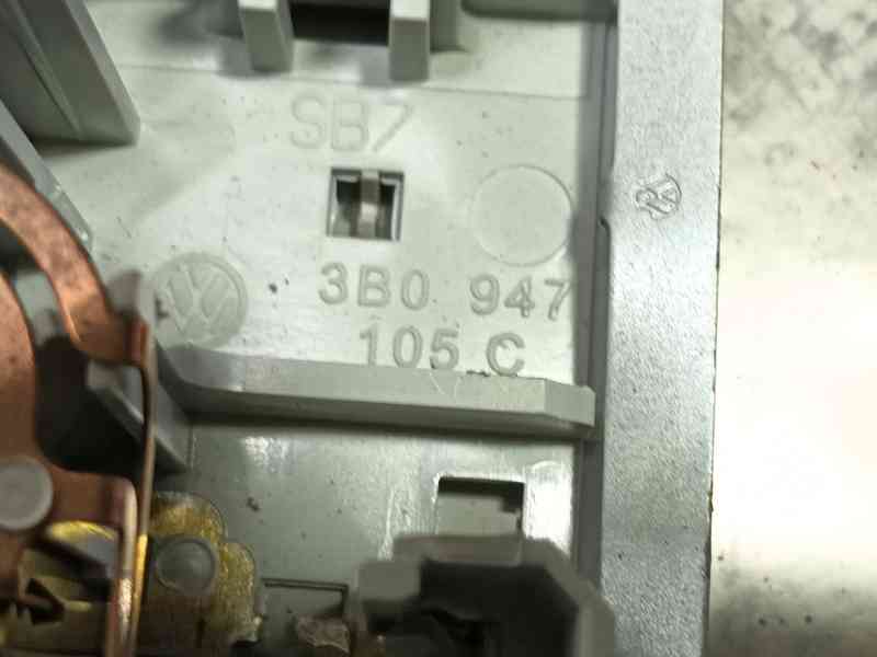 Recambio de luz interior para seat ibiza iv (6j5, 6p1) 1.4 referencia OEM IAM 3B0947105CY20 3B0947105C 