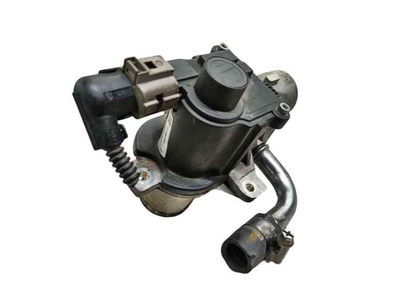 Recambio de valvula egr para dacia duster sl audacia 4x2 referencia OEM IAM 8200846454 8200836385 