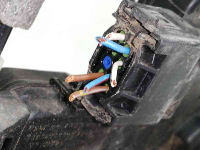 Recambio de cerradura puerta delantera izquierda para bmw serie 3 berlina (e46) 2.0 16v diesel cat referencia OEM IAM FTL241  