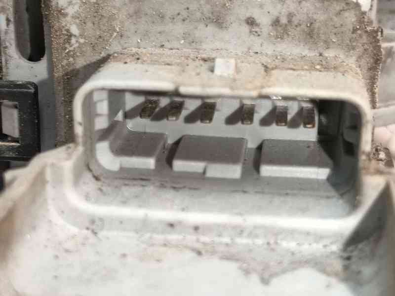 Recambio de cerradura puerta trasera derecha para citroën c4 i (lc_) 1.4 16v referencia OEM IAM 9138T6 9647175480E 