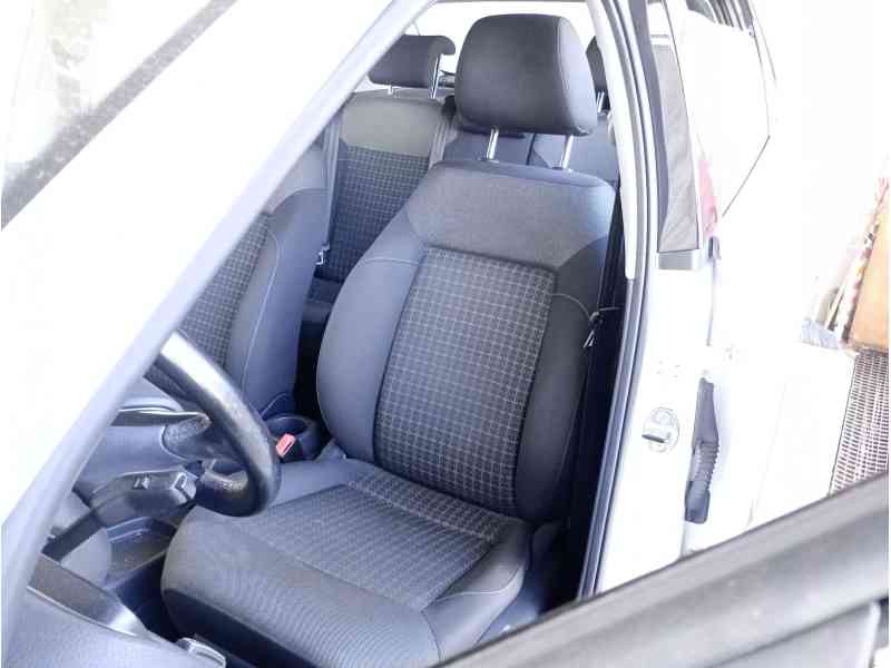 Recambio de asiento delantero izquierdo para volkswagen polo v (6r1, 6c1) 1.4 tdi referencia OEM IAM 6C0881405BEDG  