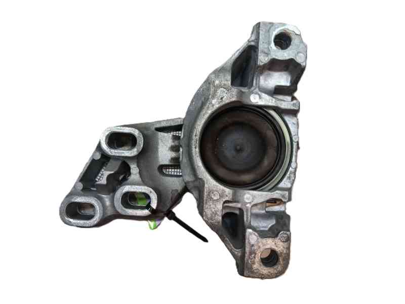Recambio de soporte motor delantero derecho para mercedes-benz clase gla (x156) gla 220 d (156.903) referencia OEM IAM A24624006