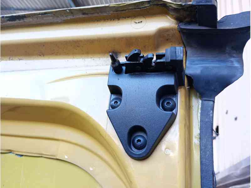 Recambio de cerradura puerta trasera derecha para renault trafic ii furgoneta (fl) 2.5 dci 135 (fl0d) referencia OEM IAM 8200904