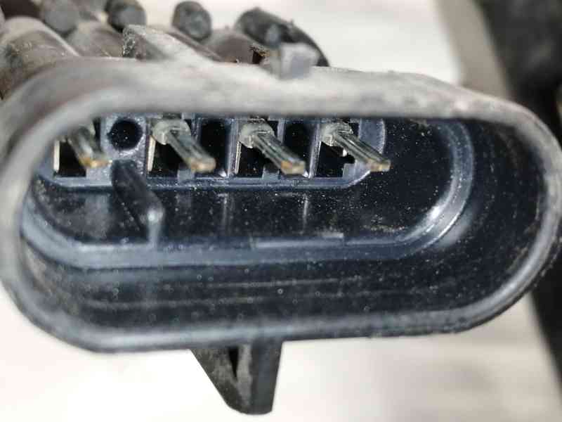 Recambio de faro antiniebla izquierdo para cadillac cts 3.2 elegance referencia OEM IAM   