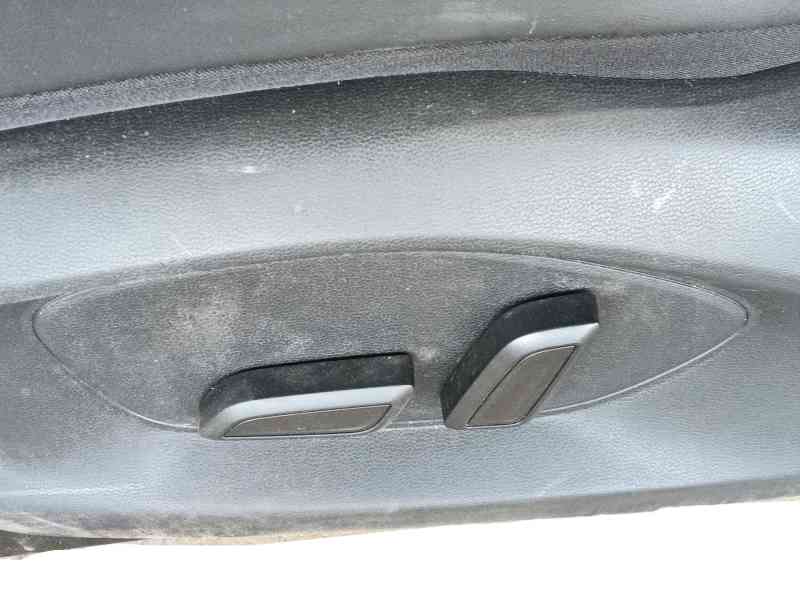 Recambio de asiento delantero izquierdo para mg zs hybrid+ 1.5 referencia OEM IAM  11941796 