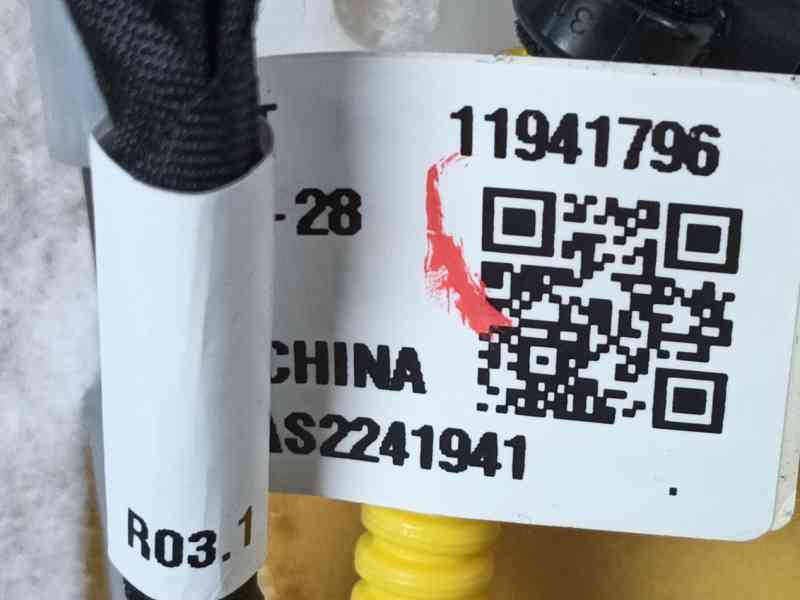 Recambio de asiento delantero izquierdo para mg zs hybrid+ 1.5 referencia OEM IAM  11941796 