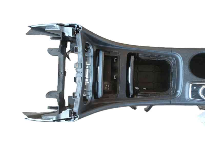 Recambio de apoyabrazos central para mercedes-benz clase gla (x156) gla 220 d (156.903) referencia OEM IAM   