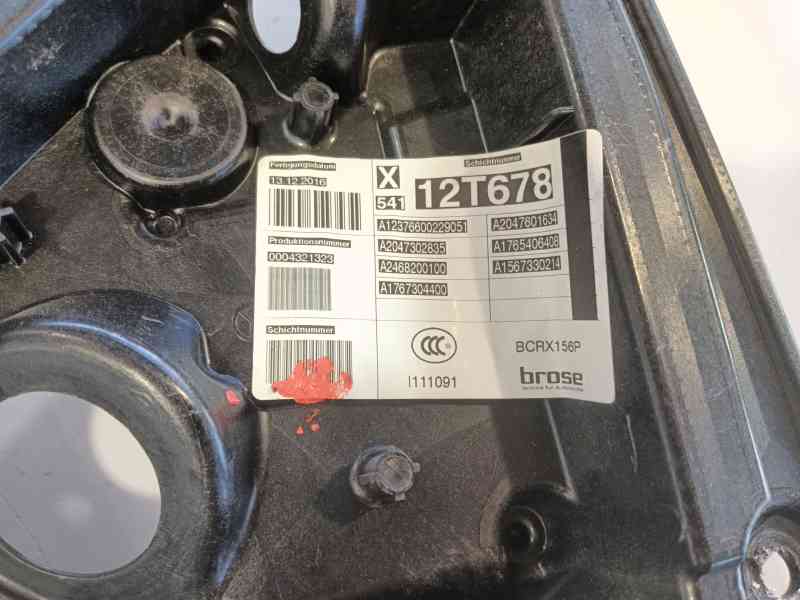 Recambio de elevalunas trasero derecho para mercedes-benz clase gla (x156) gla 220 d (156.903) referencia OEM IAM 1767304400  
