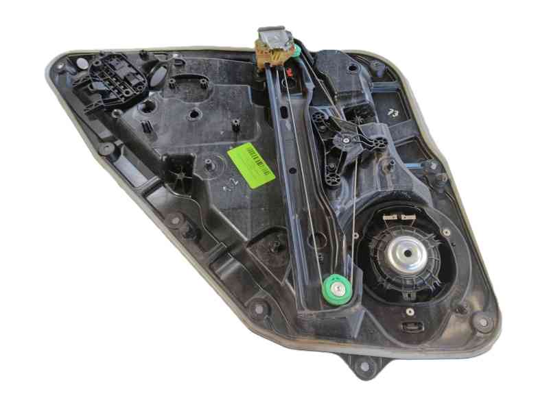 Recambio de elevalunas trasero derecho para mercedes-benz clase gla (x156) gla 220 d (156.903) referencia OEM IAM 1767304400  