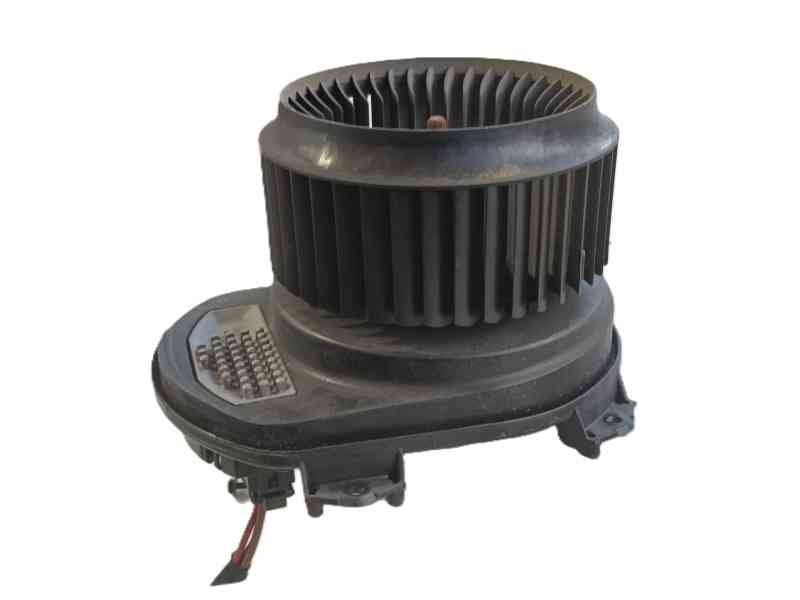 Recambio de ventilador calefaccion para mercedes-benz clase gla (x156) gla 220 d (156.903) referencia OEM IAM 2469061601 A246906