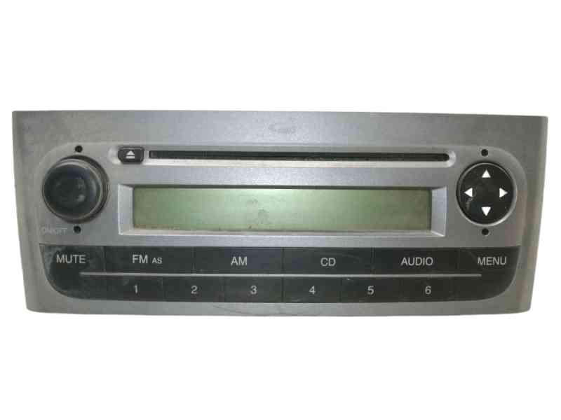 Recambio de sistema audio / radio cd para fiat punto (199) pop referencia OEM IAM 7355642340 28349869 F199SM2 28349869