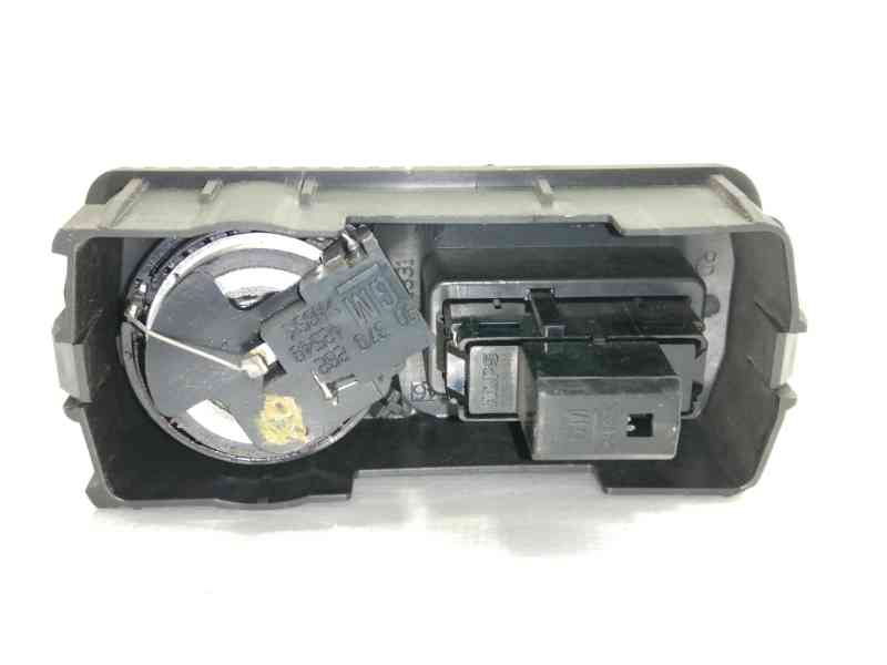 Recambio de mando elevalunas trasero izquierdo para opel vectra c berlina 1.9 cdti referencia OEM IAM 09185959  