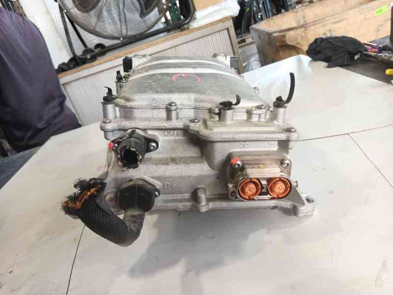 Recambio de convertidor para mg zs hybrid+ 1.5 referencia OEM IAM   