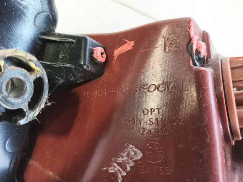 Recambio de piloto trasero izquierdo para kia stonic (yb) 1.0 t-gdi eco-dynamics+ referencia OEM IAM 92401H8500  