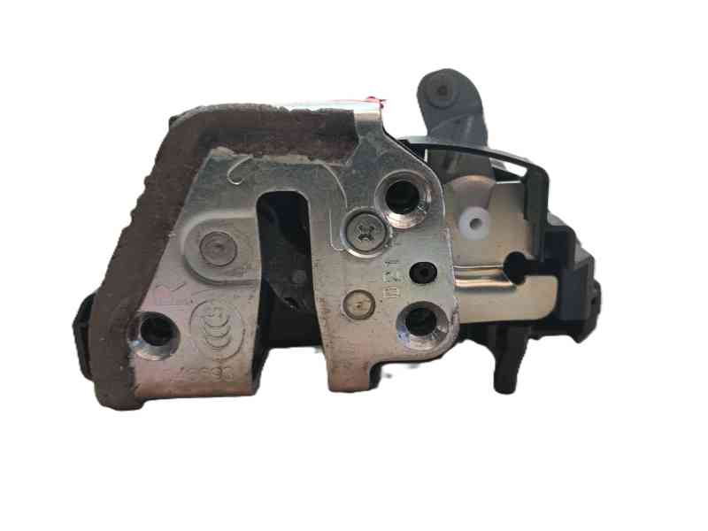 Recambio de cerradura puerta trasera derecha para lexus ct (zwa10_) 200h (zwa10_) referencia OEM IAM 6905033131  
