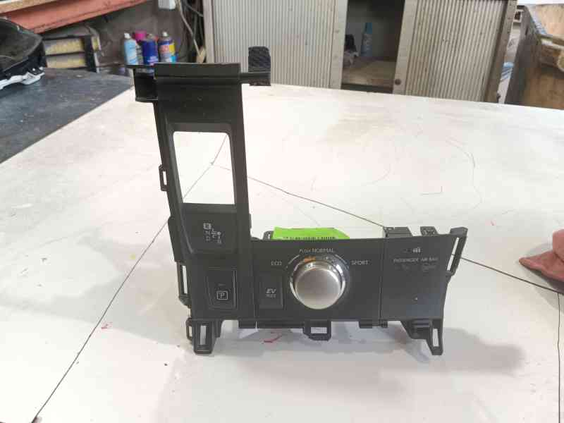 Recambio de consola central para lexus ct (zwa10_) 200h (zwa10_) referencia OEM IAM   