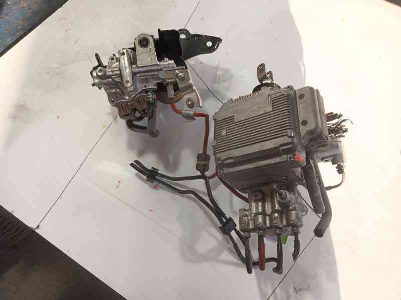 Recambio de abs para lexus ct (zwa10_) 200h (zwa10_) referencia OEM IAM   