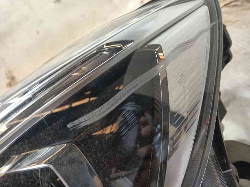 Recambio de faro izquierdo para mg zs hybrid+ 1.5 referencia OEM IAM   