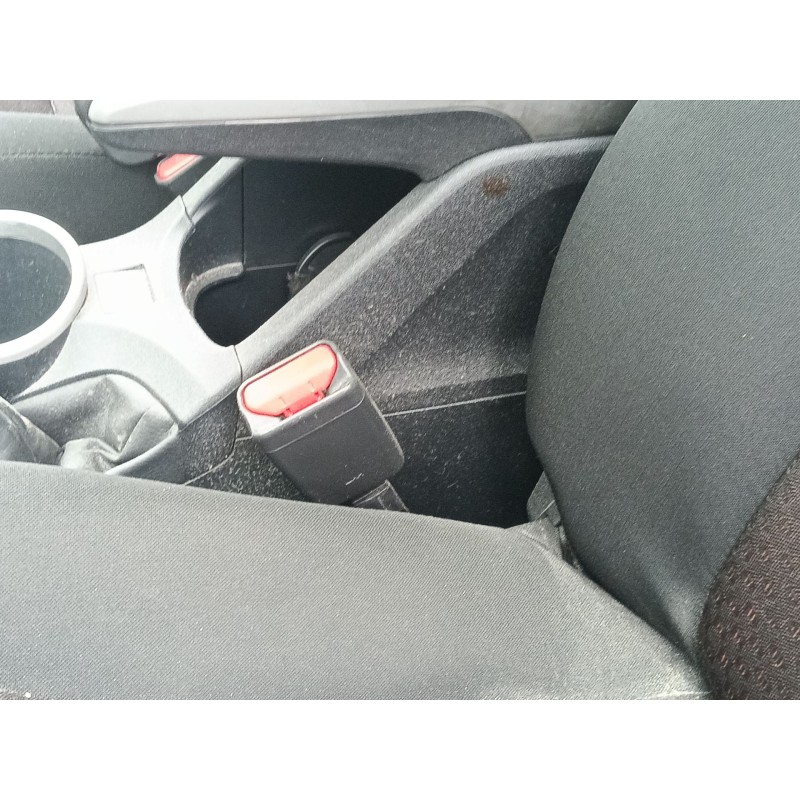 Recambio de enganche cinturon delantero izquierdo para toyota verso (_r2_) 1.6 (zgr20_) referencia OEM IAM   