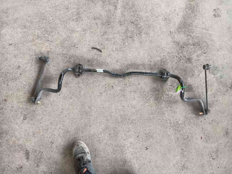 Recambio de barra estabilizadora delantera para kia stonic (yb) 1.0 t-gdi eco-dynamics+ referencia OEM IAM   
