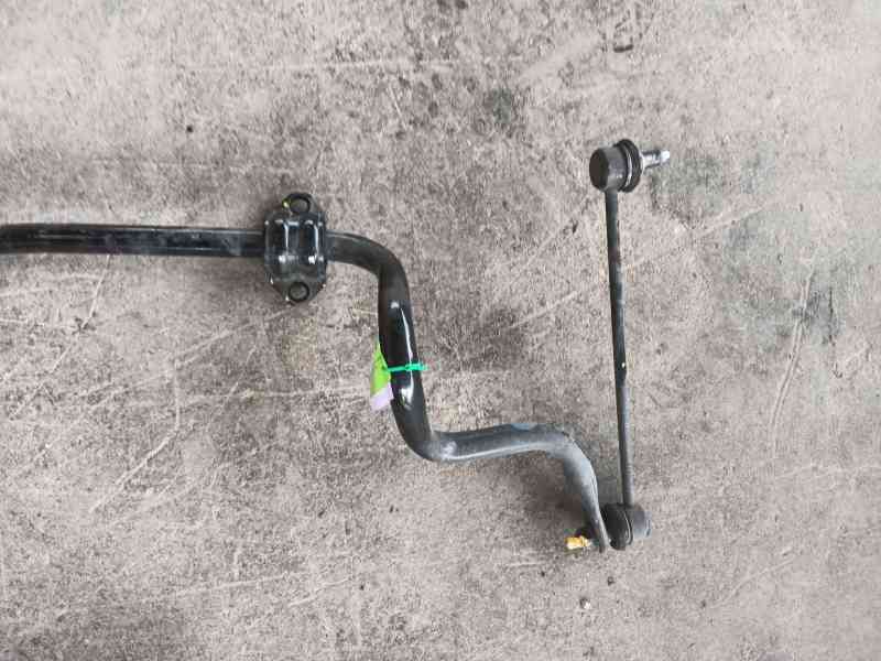 Recambio de barra estabilizadora delantera para kia stonic (yb) 1.0 t-gdi eco-dynamics+ referencia OEM IAM   