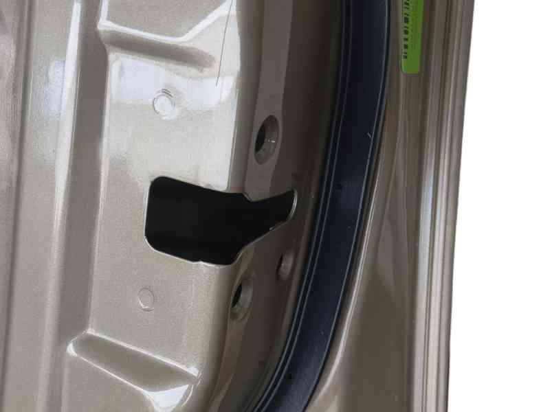 Recambio de puerta delantera derecha para nissan qashqai i (j10, nj10) 2.0 dci referencia OEM IAM H0100JD0MD  
