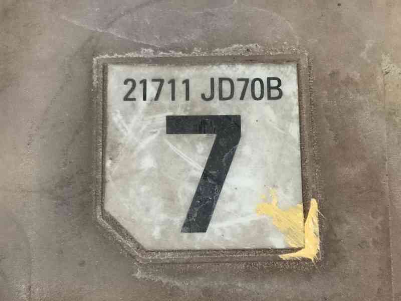 Recambio de deposito expansion para nissan qashqai i (j10, nj10) 2.0 dci referencia OEM IAM 21721JD00B  
