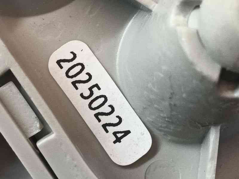Recambio de parasol izquierdo para mg zs hybrid+ 1.5 referencia OEM IAM   