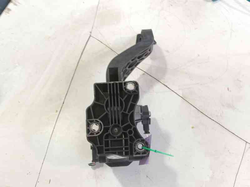 Recambio de pedal embrague para kia stonic (yb) 1.0 t-gdi eco-dynamics+ referencia OEM IAM   