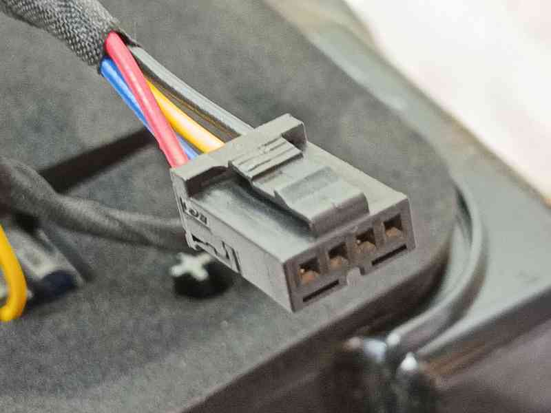 Recambio de piloto trasero derecho interior para mg zs hybrid+ 1.5 referencia OEM IAM   