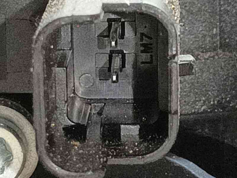 Recambio de elevalunas trasero izquierdo para mg zs hybrid+ 1.5 referencia OEM IAM   