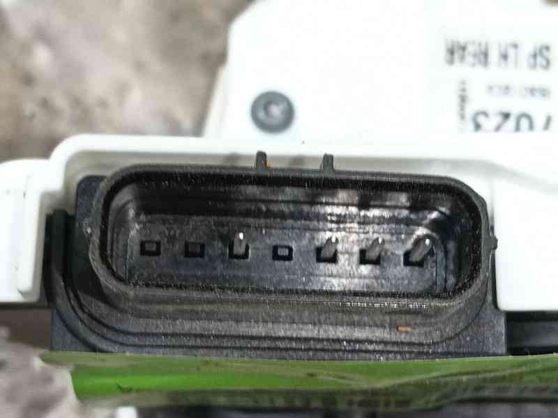 Recambio de cerradura puerta trasera izquierda para mg zs hybrid+ 1.5 referencia OEM IAM  11417023 