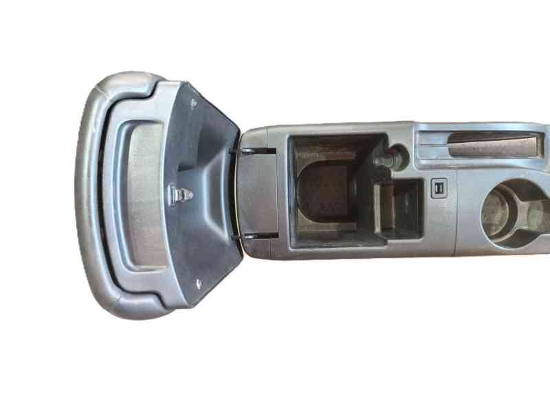 Recambio de apoyabrazos central para nissan qashqai i (j10, nj10) 2.0 dci referencia OEM IAM   
