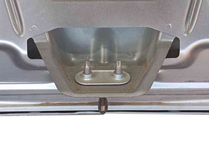 Recambio de porton trasero para bmw x3 (e83) 2.0 d referencia OEM IAM 41003452197  