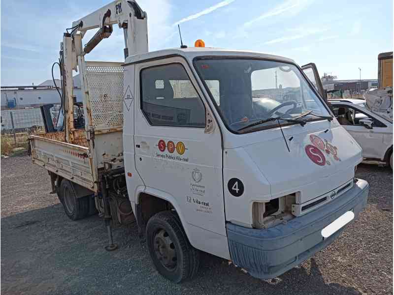 nissan trade caja/chasis del año 1995