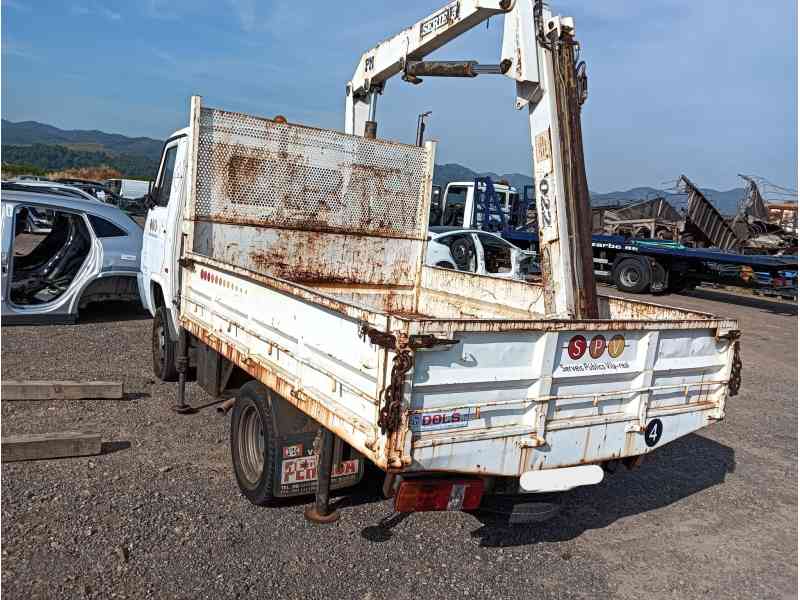 nissan trade caja/chasis del año 1995